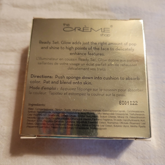 The creme shop ready set glow cushion highlighter gold glow - Picture 2 of 3